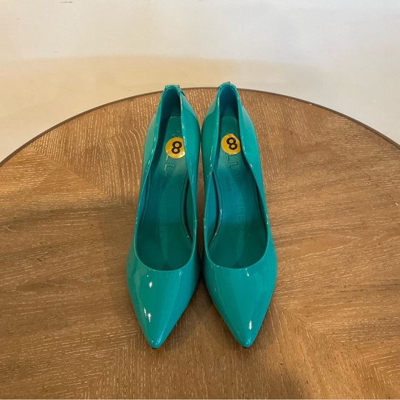 KARL LAGERFELD PARIS
Women's Royale Leather Pointer-Toe Pump - Picture 7 of 8